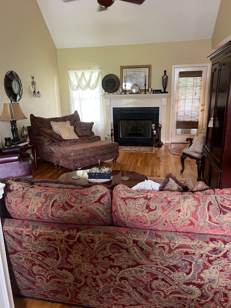 Murfreesboro Apartment: 2930 Roellen Rd
