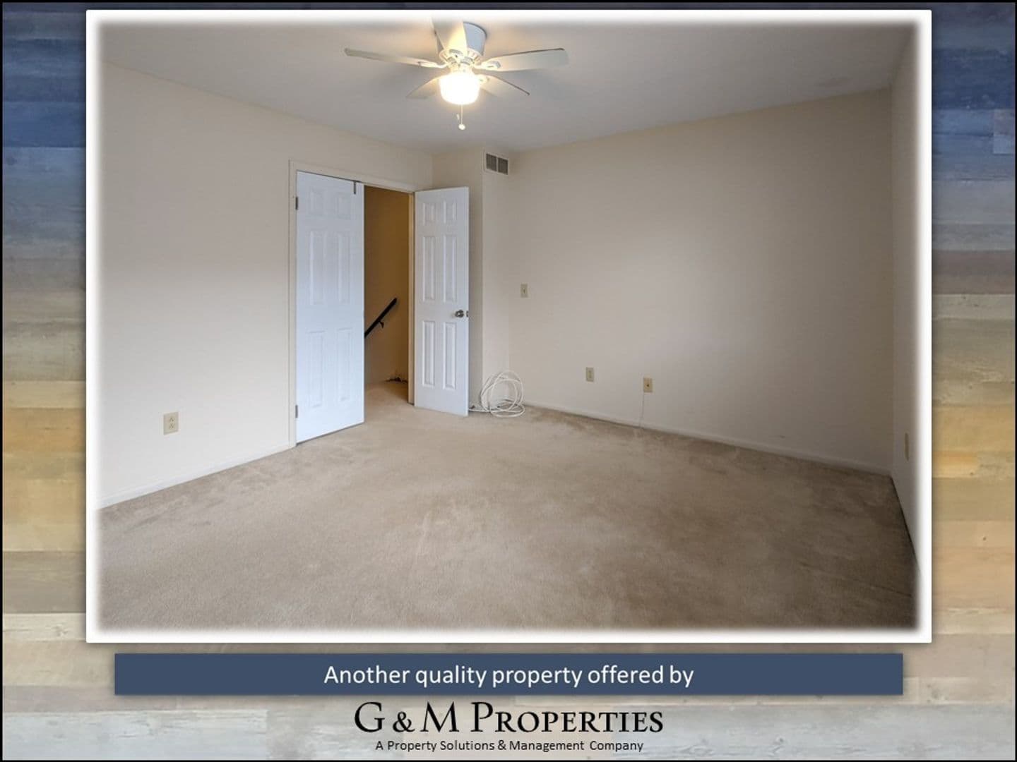 Rochester House: 553 Eastbrooke Ln