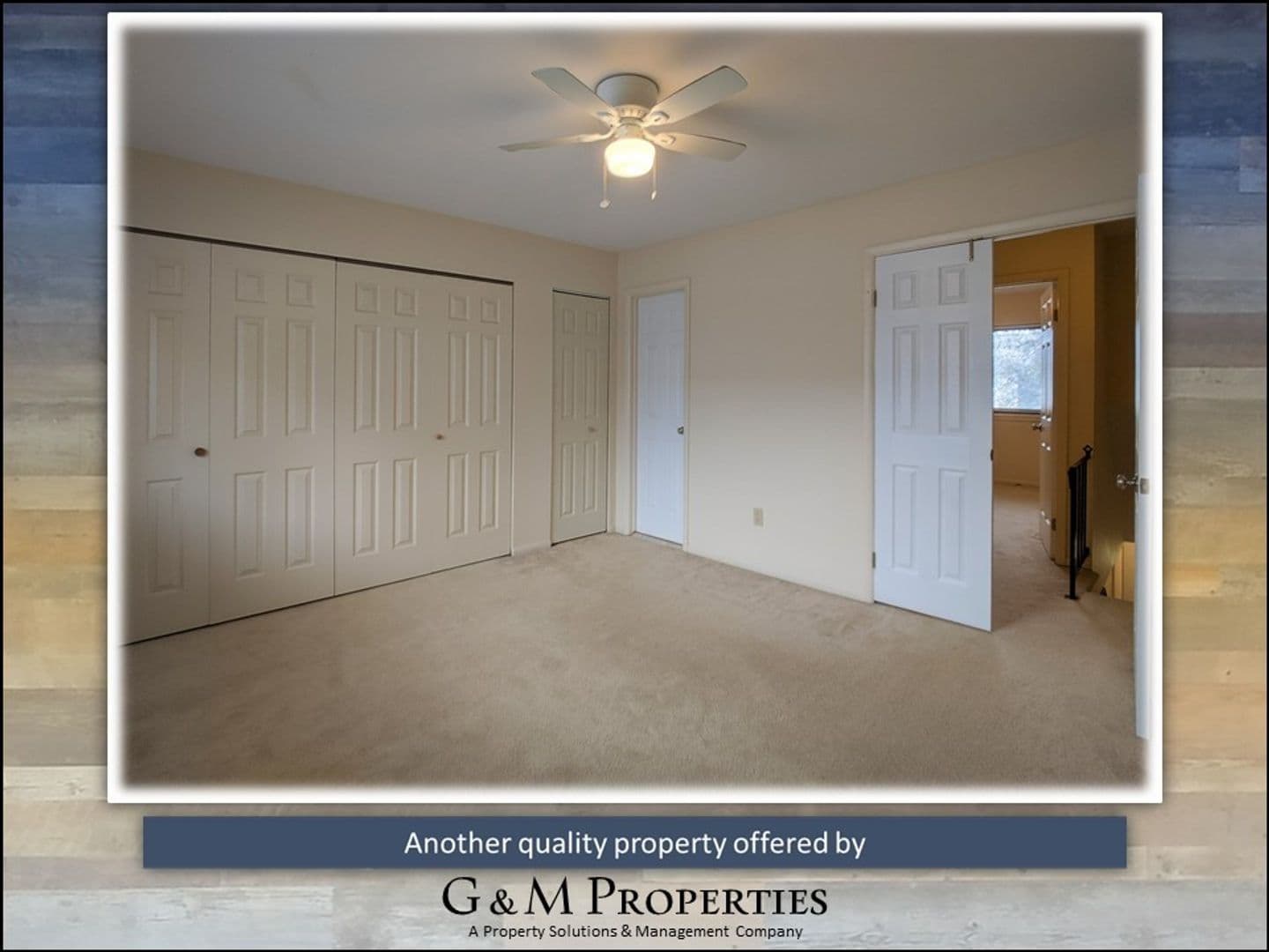 Rochester House: 553 Eastbrooke Ln