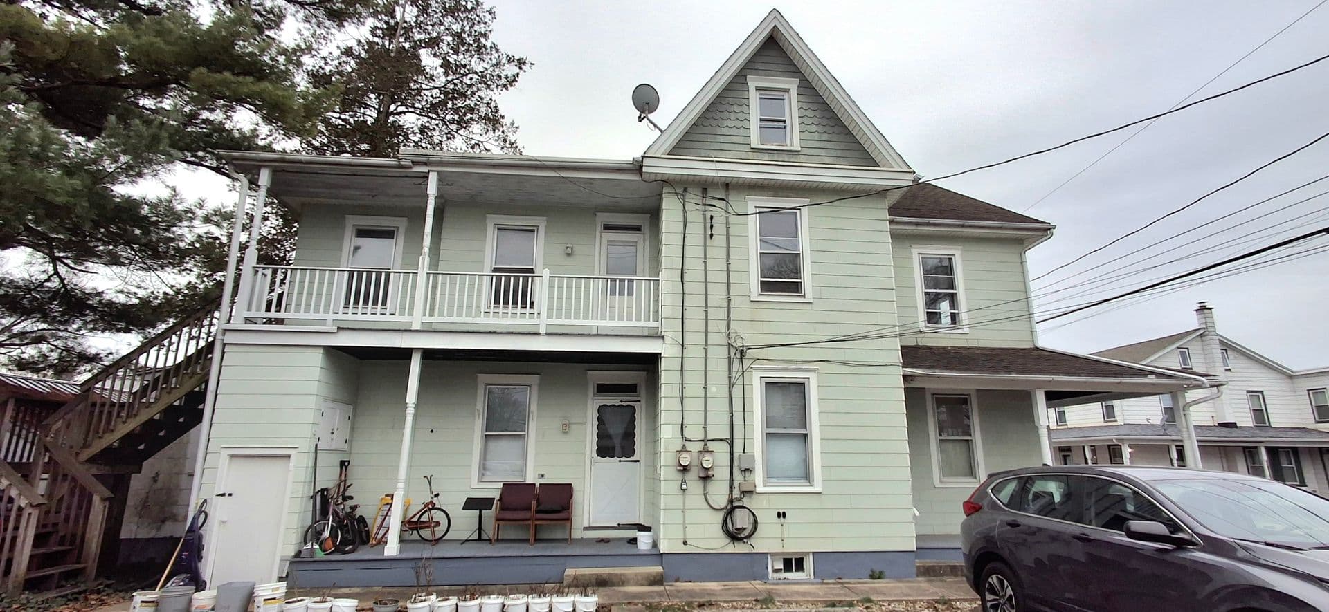 Manheim Apartment: 113 W Ferdinand St