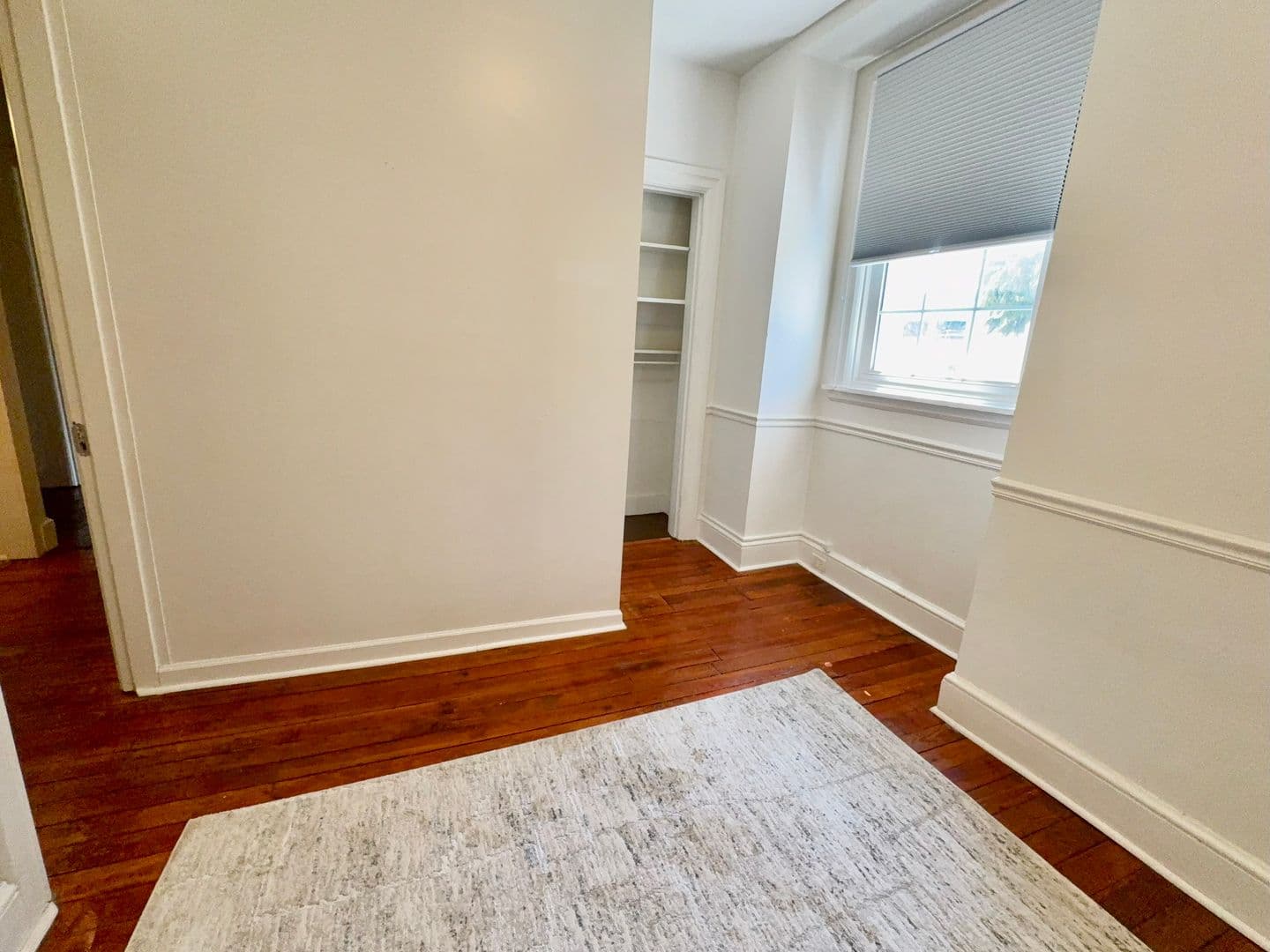 York Apartment: 702 W King St