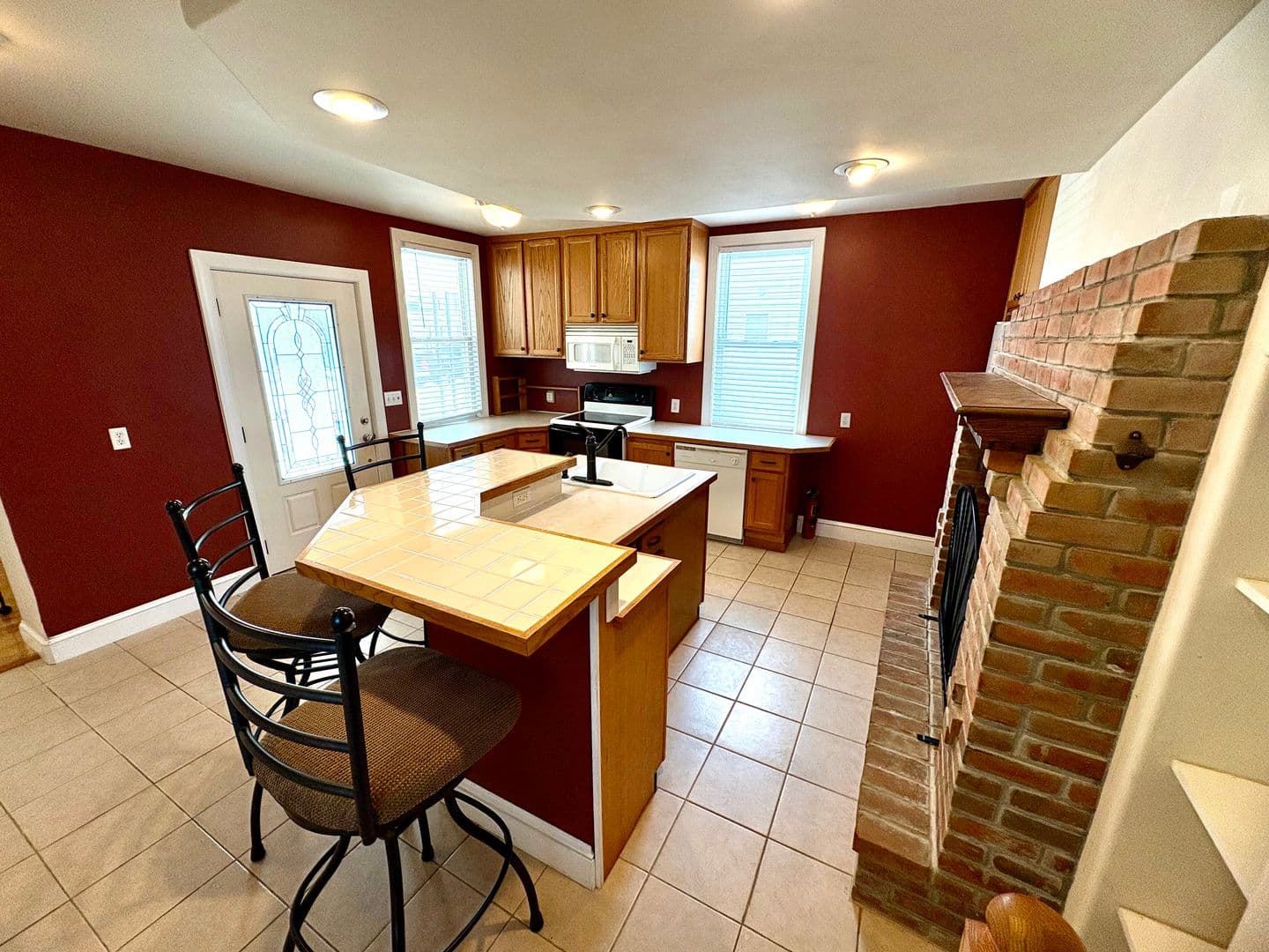 Hershey House: 345 E Derry Road