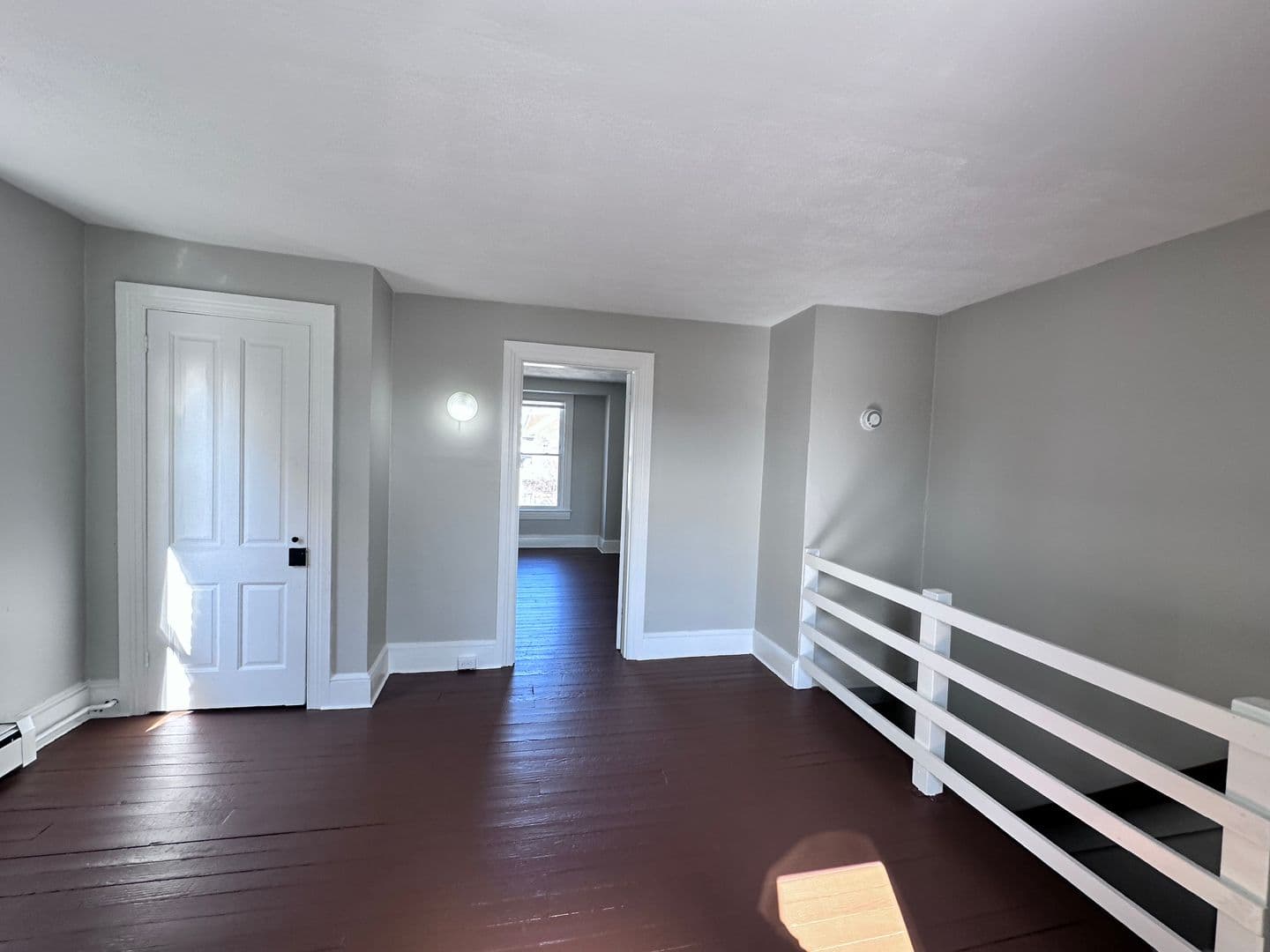 York Apartment: 312 W North Street