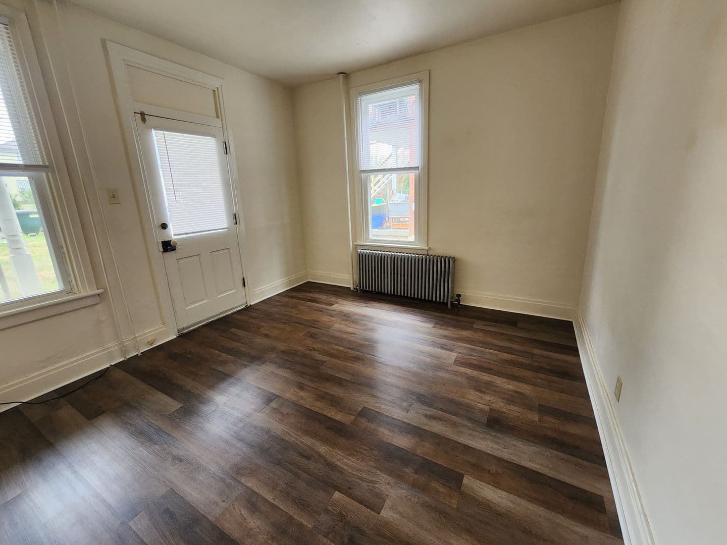 Palmyra Apartment: 126-128 E Maple St