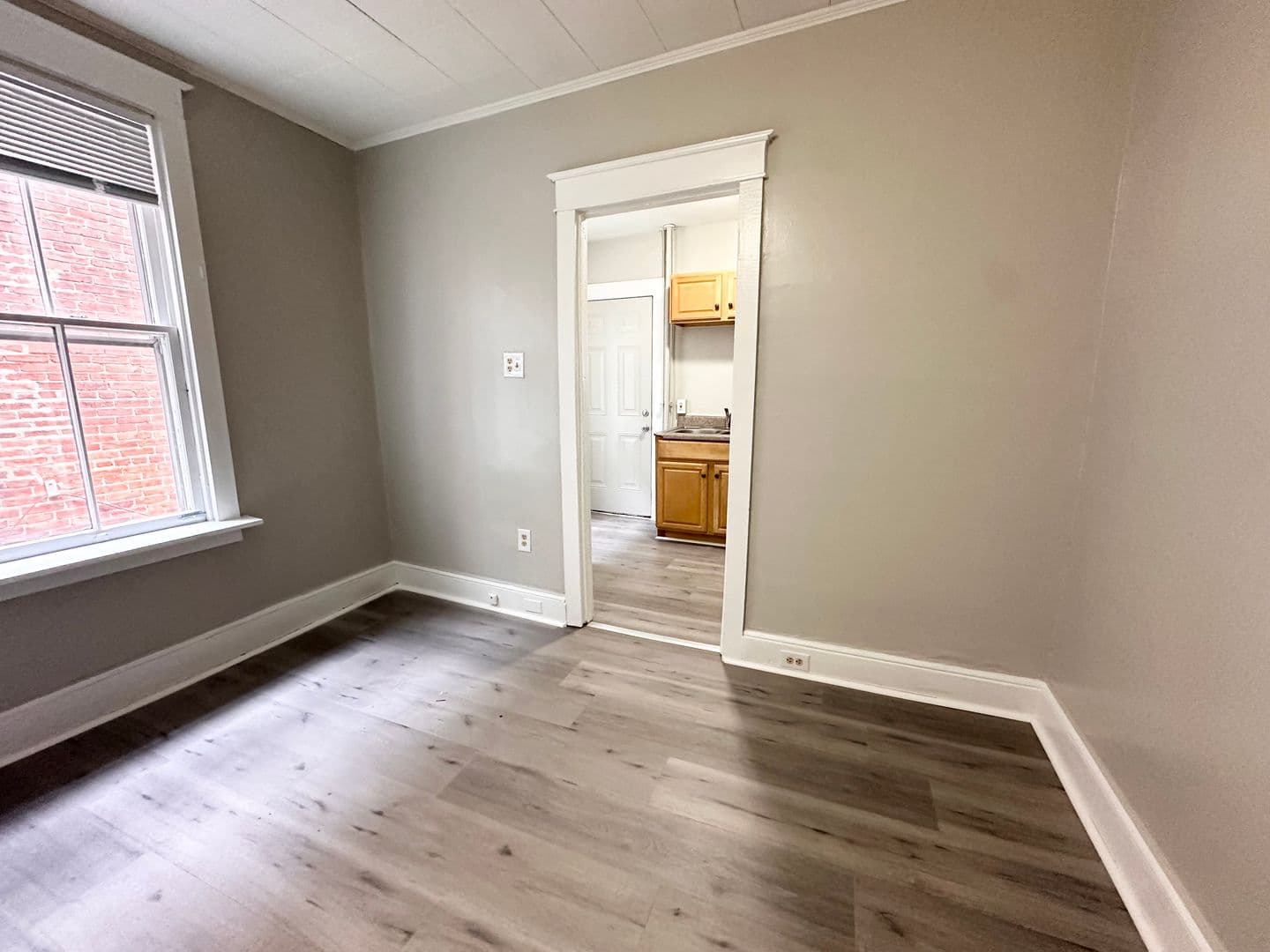 York Apartment: 466 E Prospect St