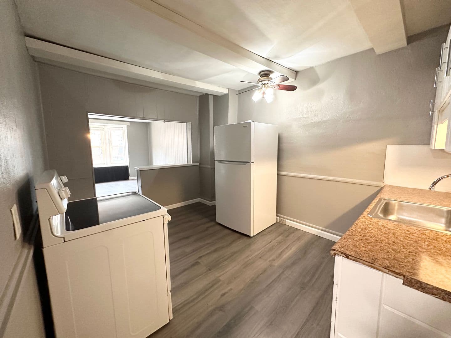 York Apartment: 627 N Hartley Street