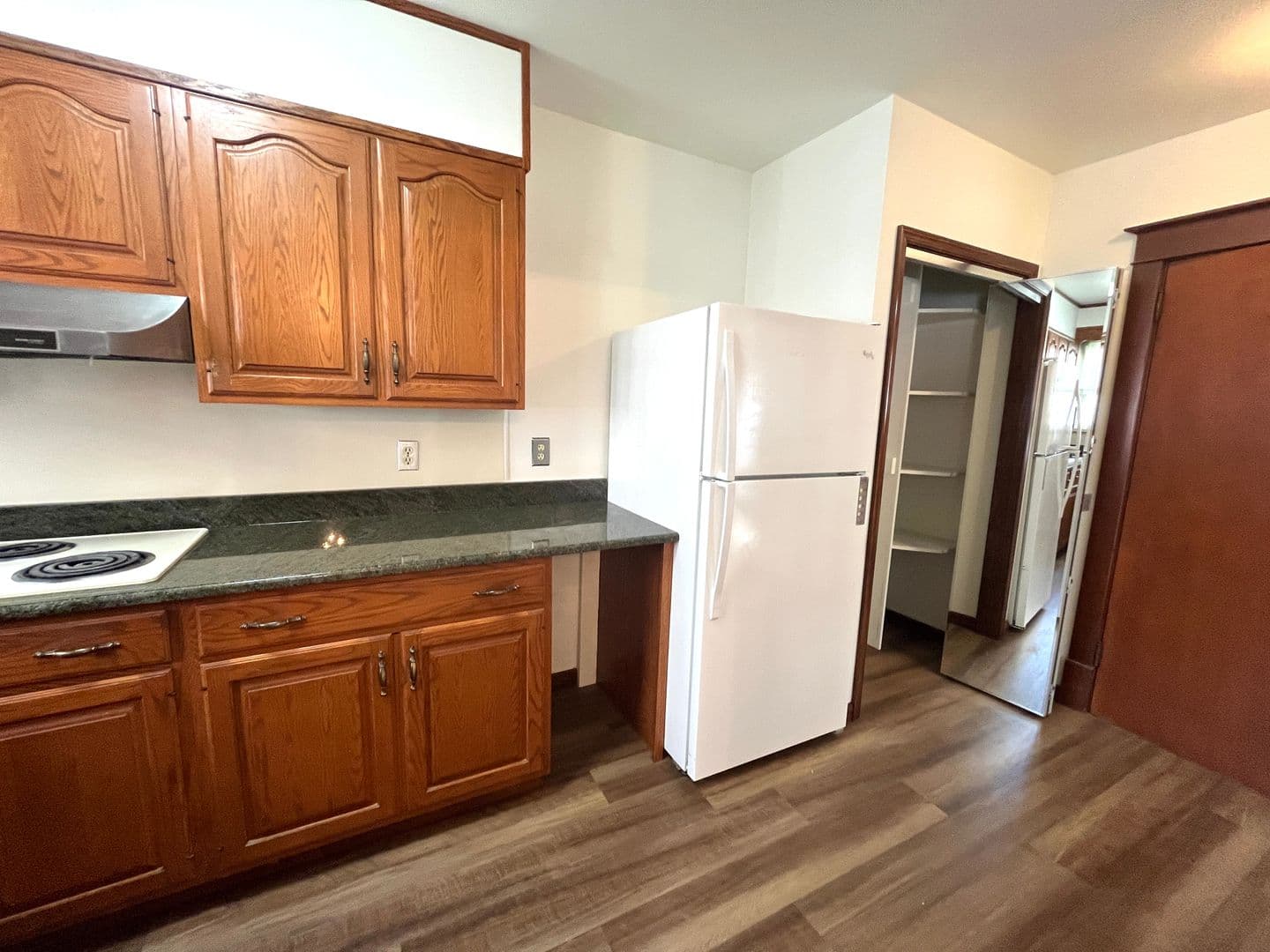 Hershey Apartment: 40 W Caracas Ave
