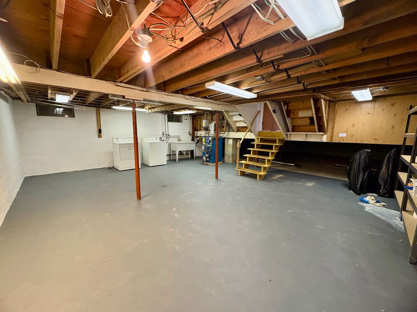 Harrisburg House: 5990 Timothy Road