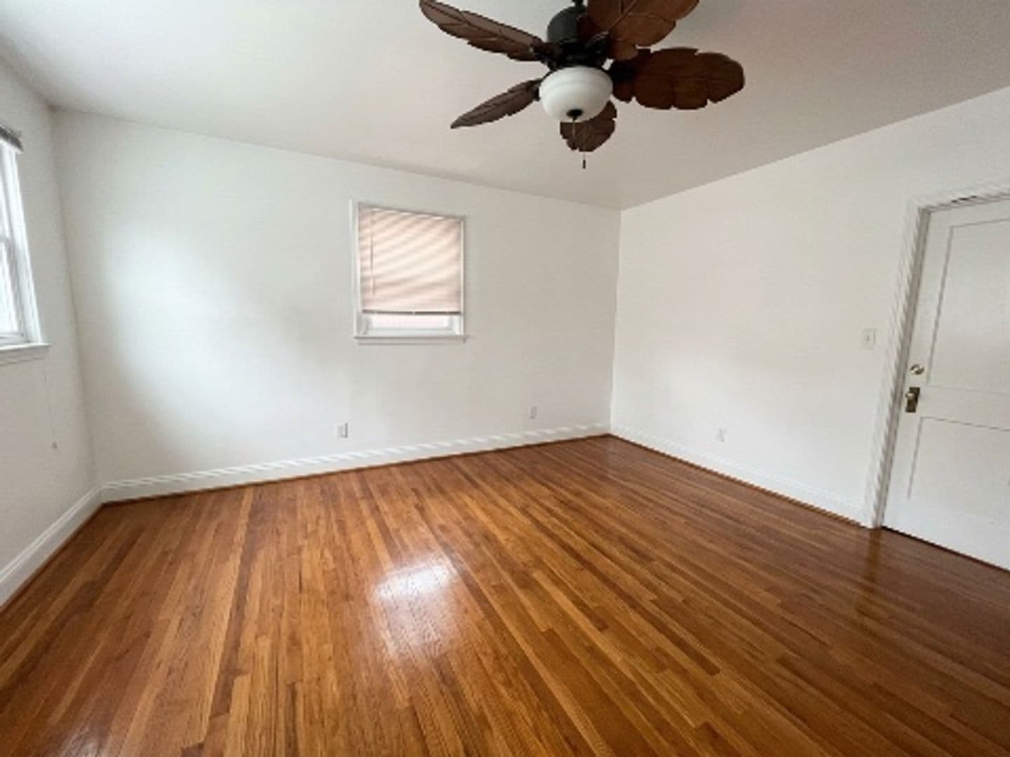 York Apartment: 611 Wallace St