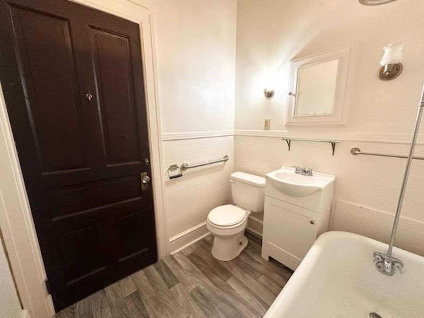 Lancaster Apartment: 19-21 Pearl St