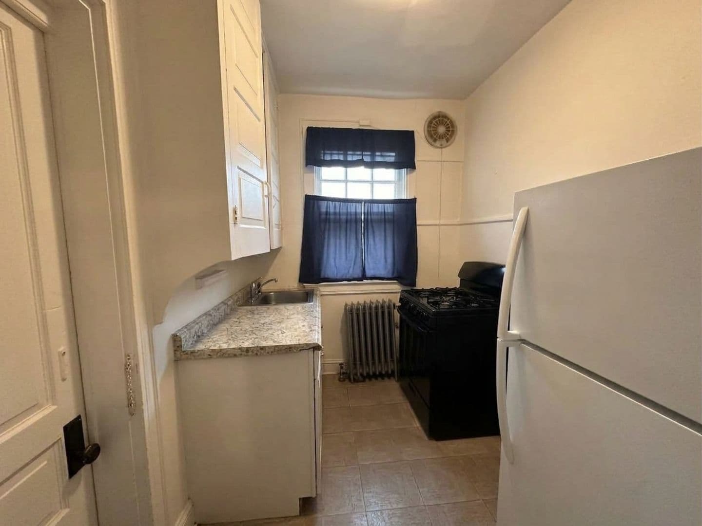 York Apartment: 534 W Market Street