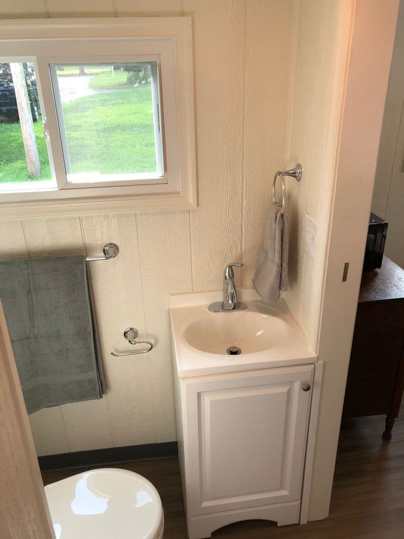 Mountville Apartment: 3833 Columbia Ave