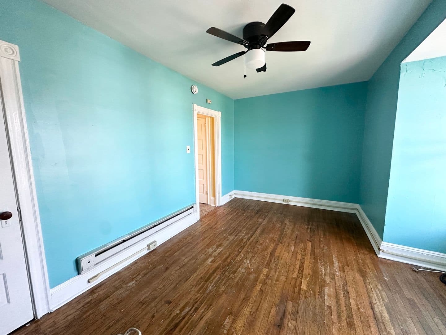 Lancaster Apartment: 222 E Clay St