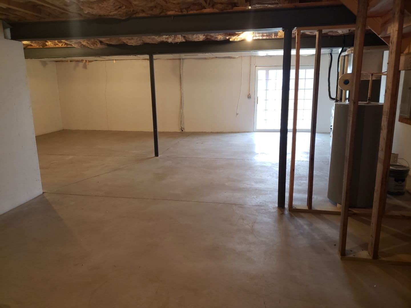 Elizabethtown House: 172 Randolph Dr