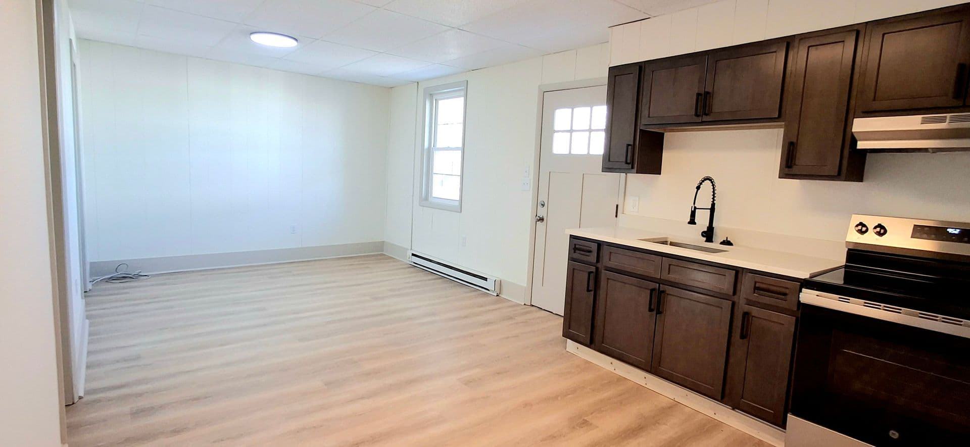 Lebanon Apartment: 264 Rexmont Road