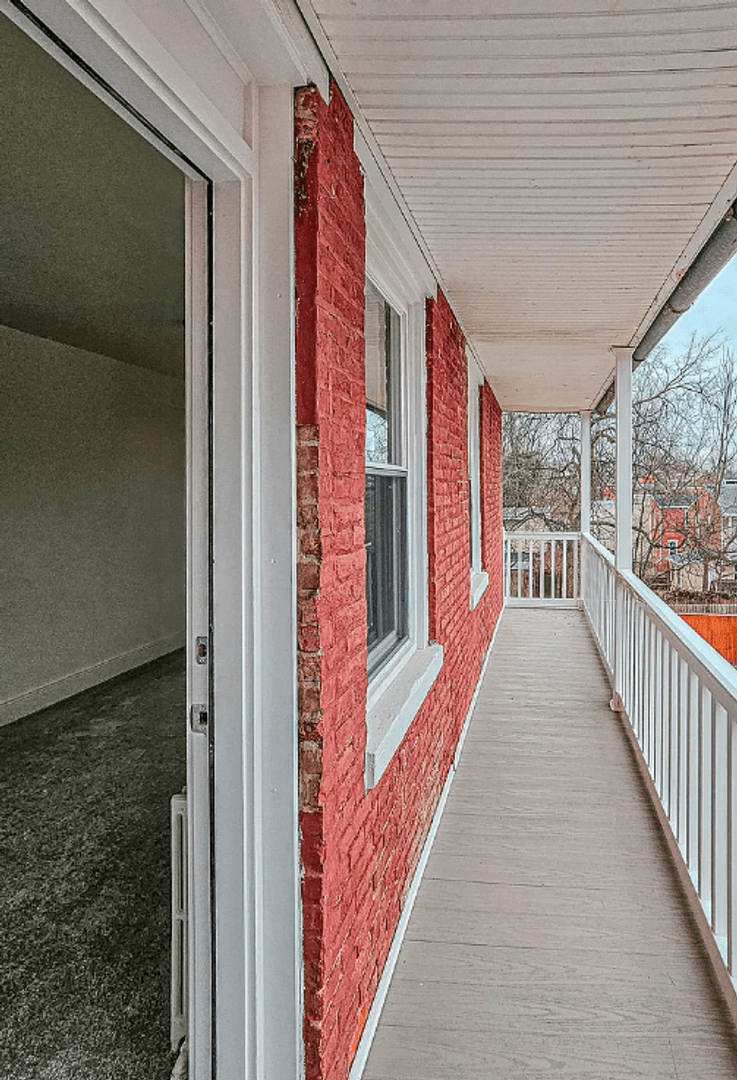 Lancaster House: NWA-16 Conestoga St