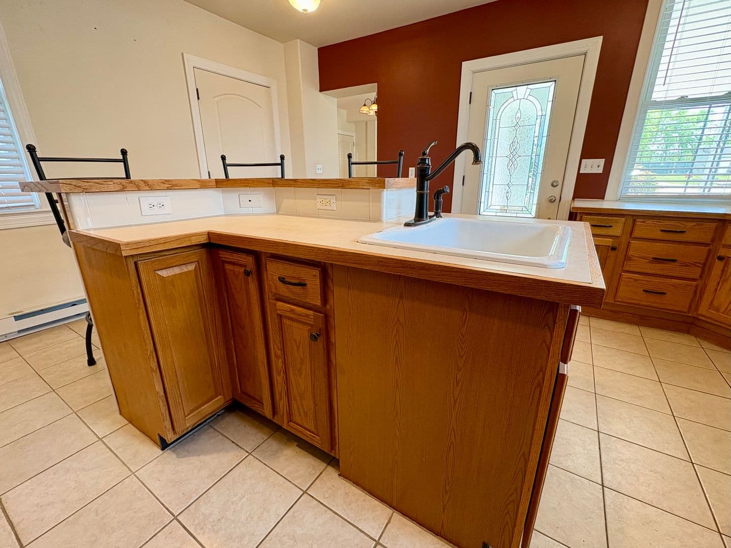 Hershey House: 345 E Derry Road