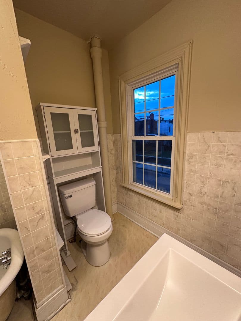 Lebanon House: 516 N 11th Street