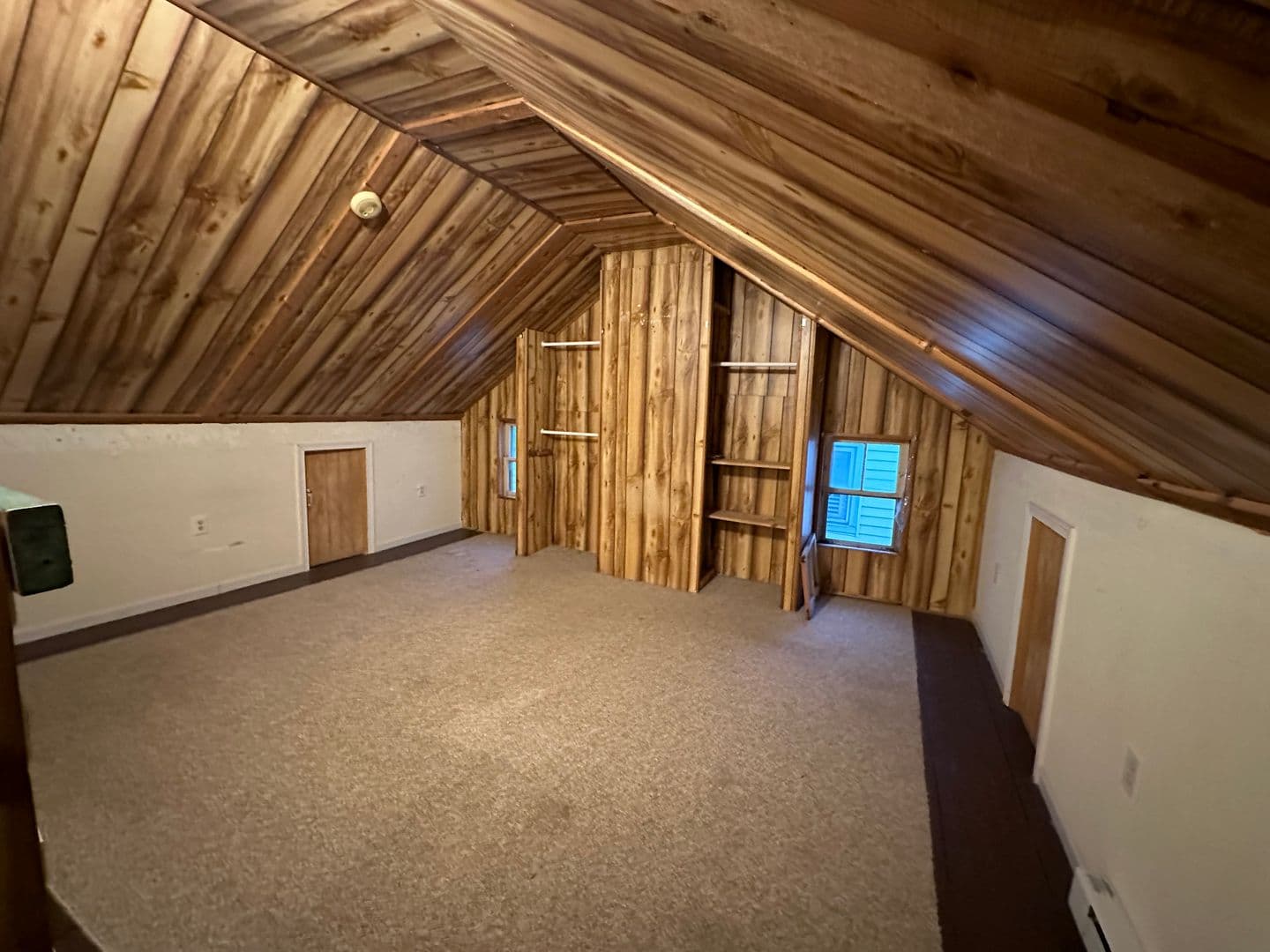 Lebanon House: 516 N 11th Street