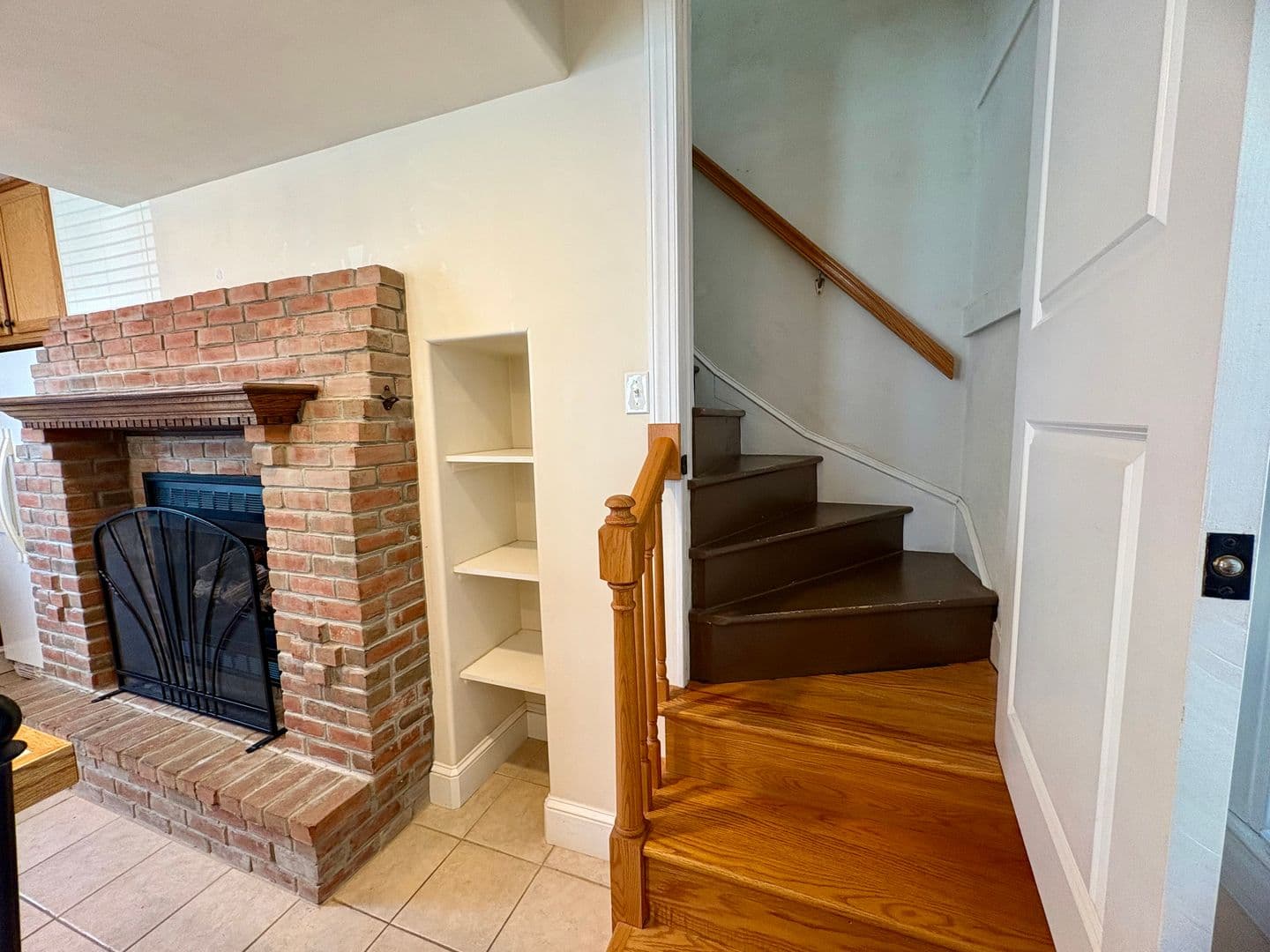 Hershey House: 345 E Derry Road
