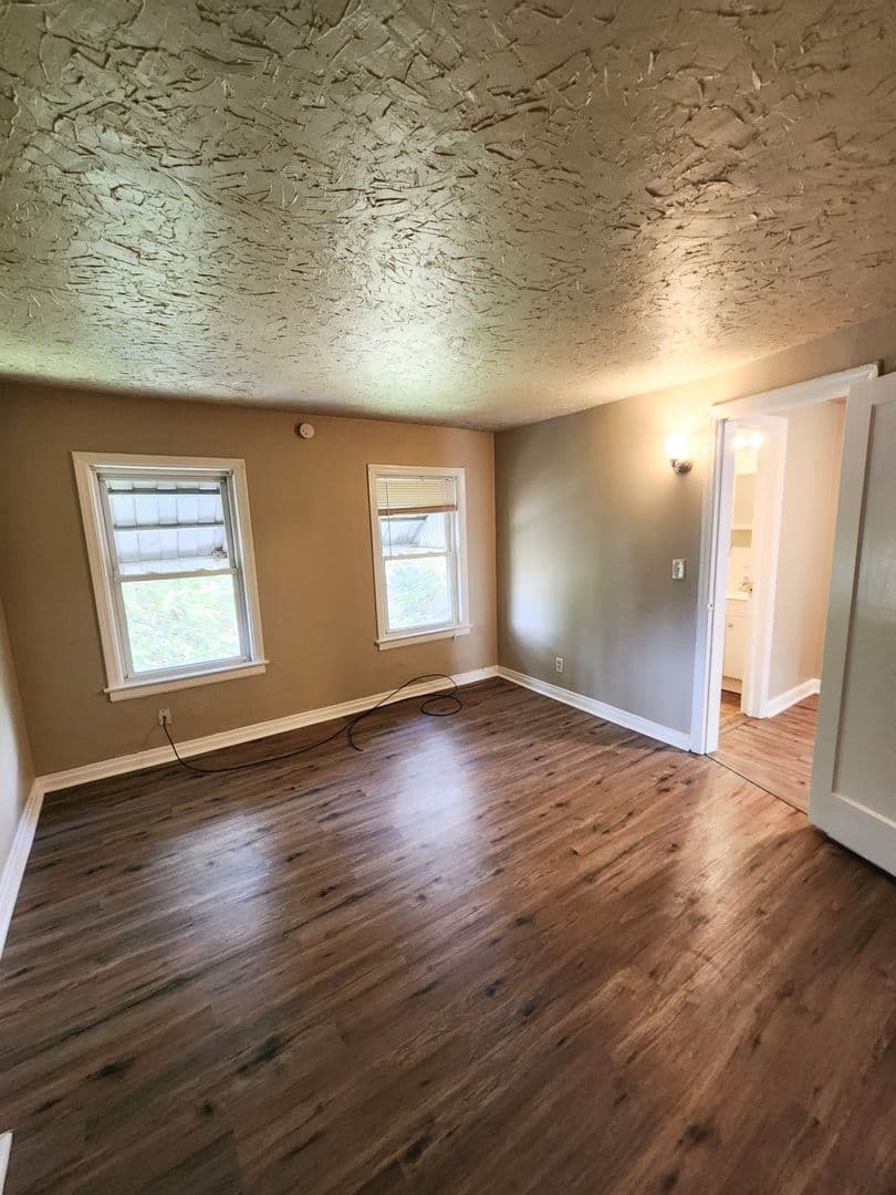 Harrisburg House: 2618 Waldo Street