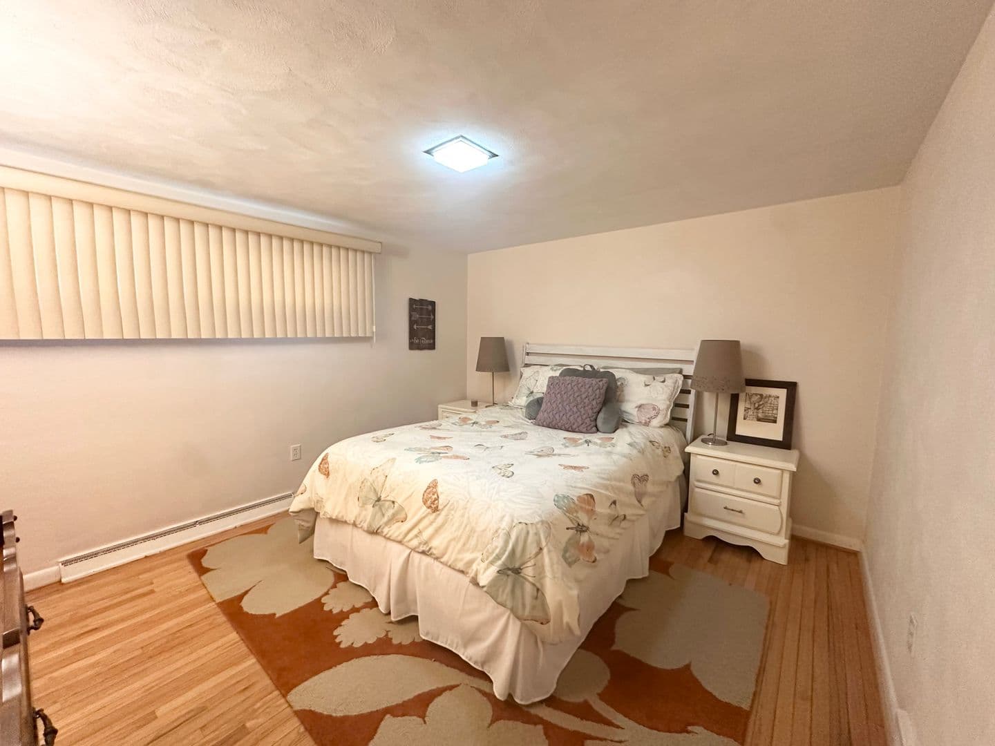 York House: 1671 Northview Rd