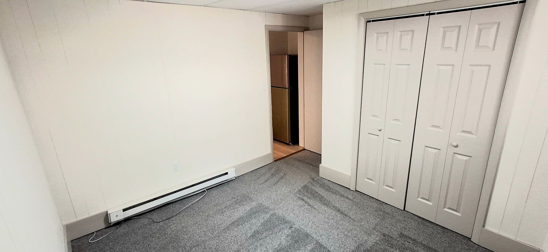 Lebanon Apartment: 264 Rexmont Road