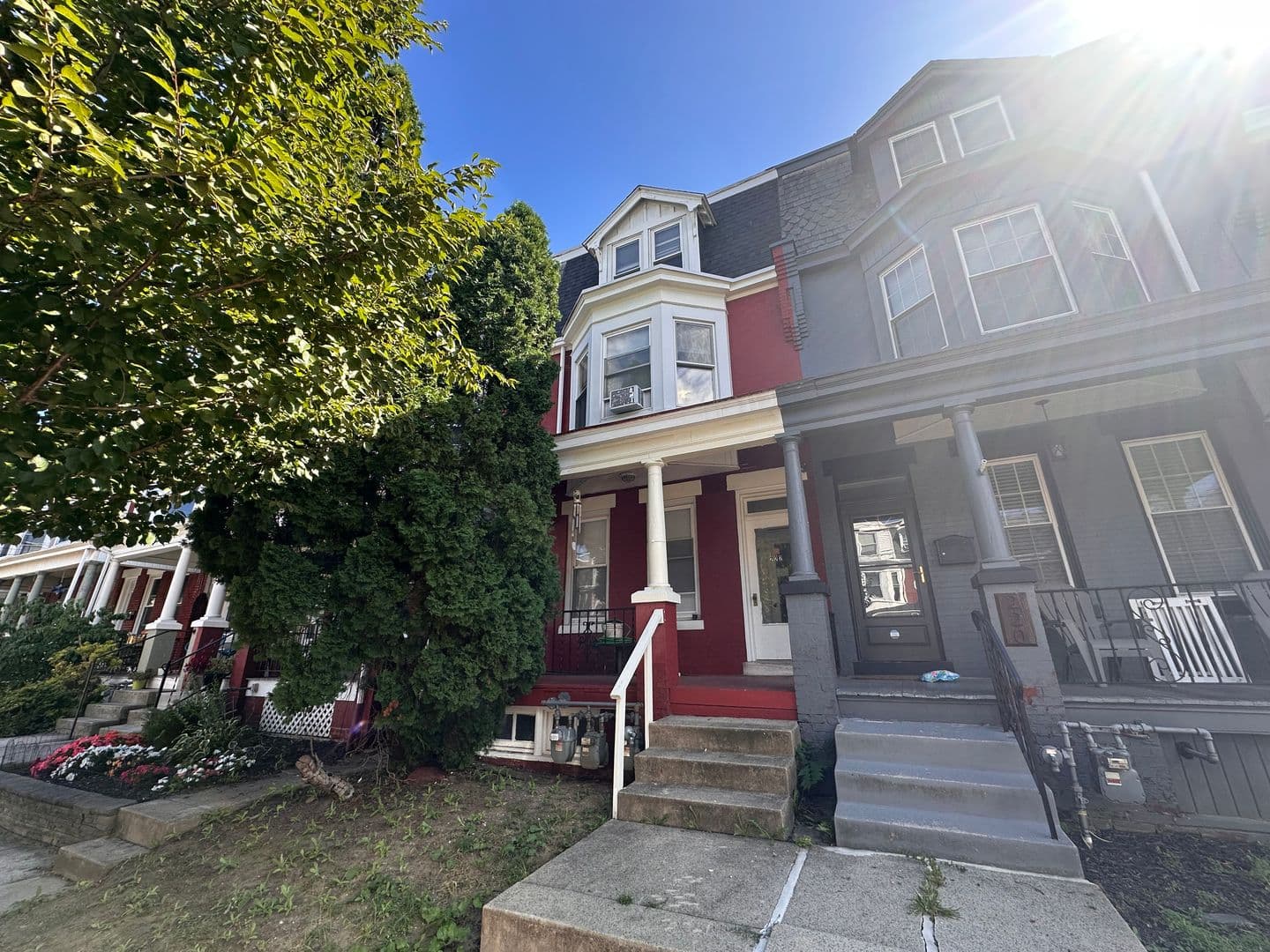 Lancaster Apartment: 222 E Clay St