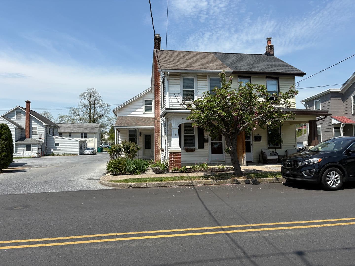 Hershey House: 345 E Derry Road