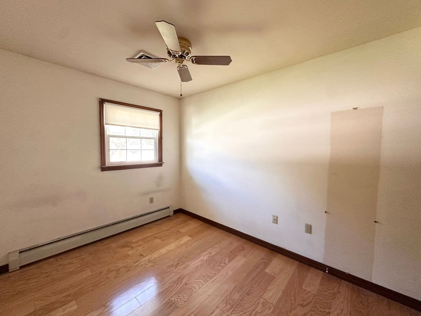 Lebanon House: 747 Mechanic St