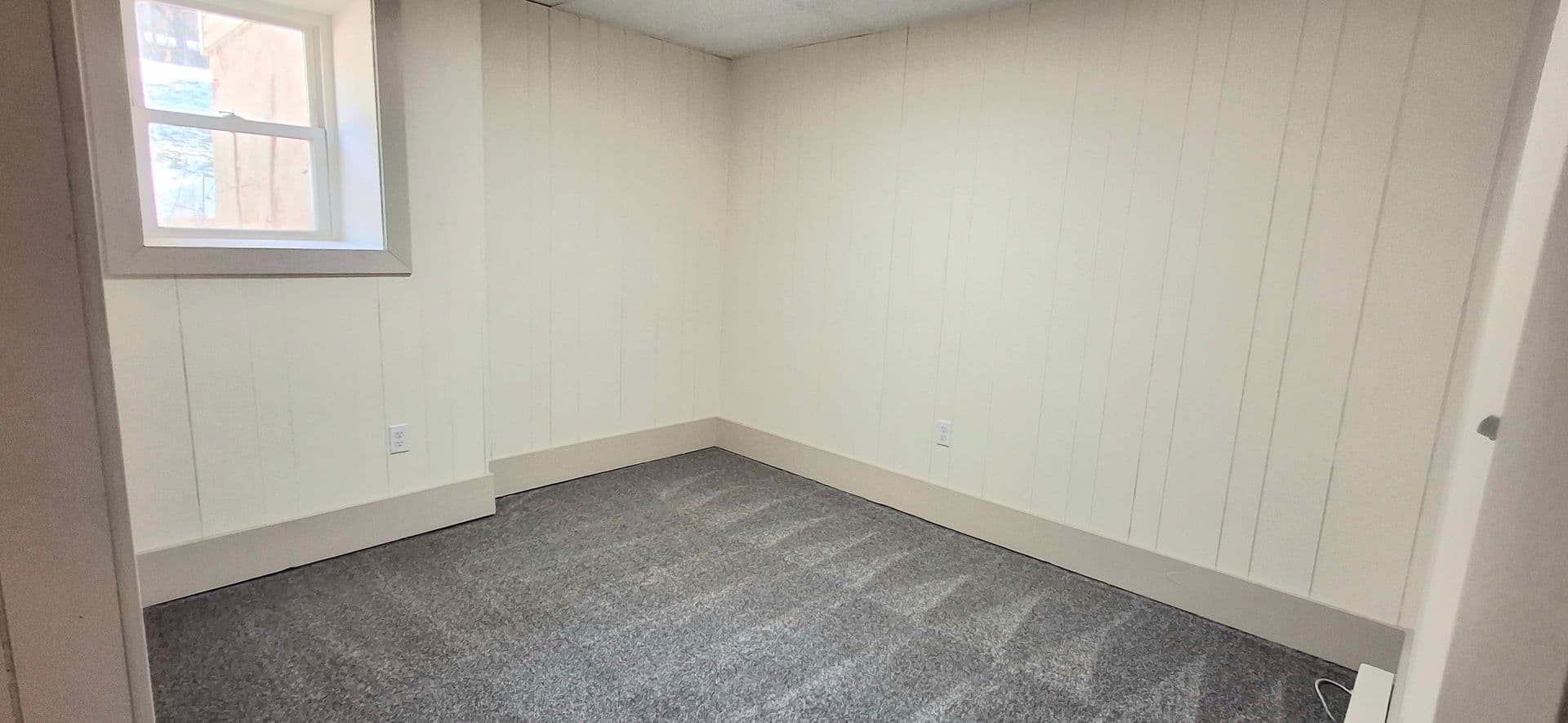 Lebanon Apartment: 264 Rexmont Road
