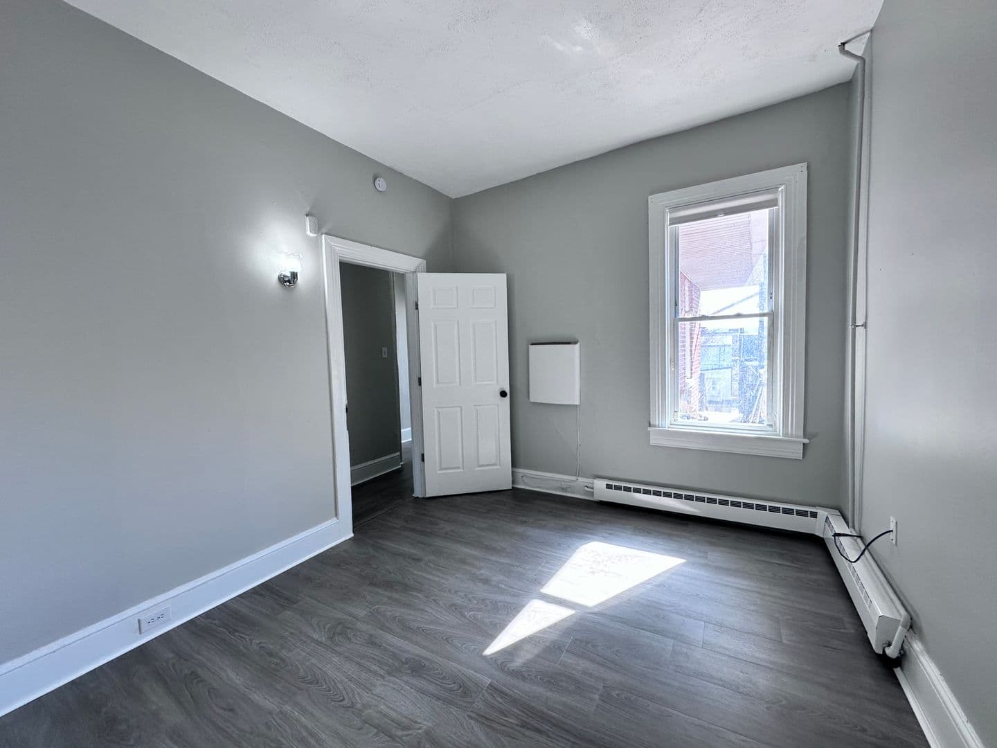 York Apartment: 312 W North Street