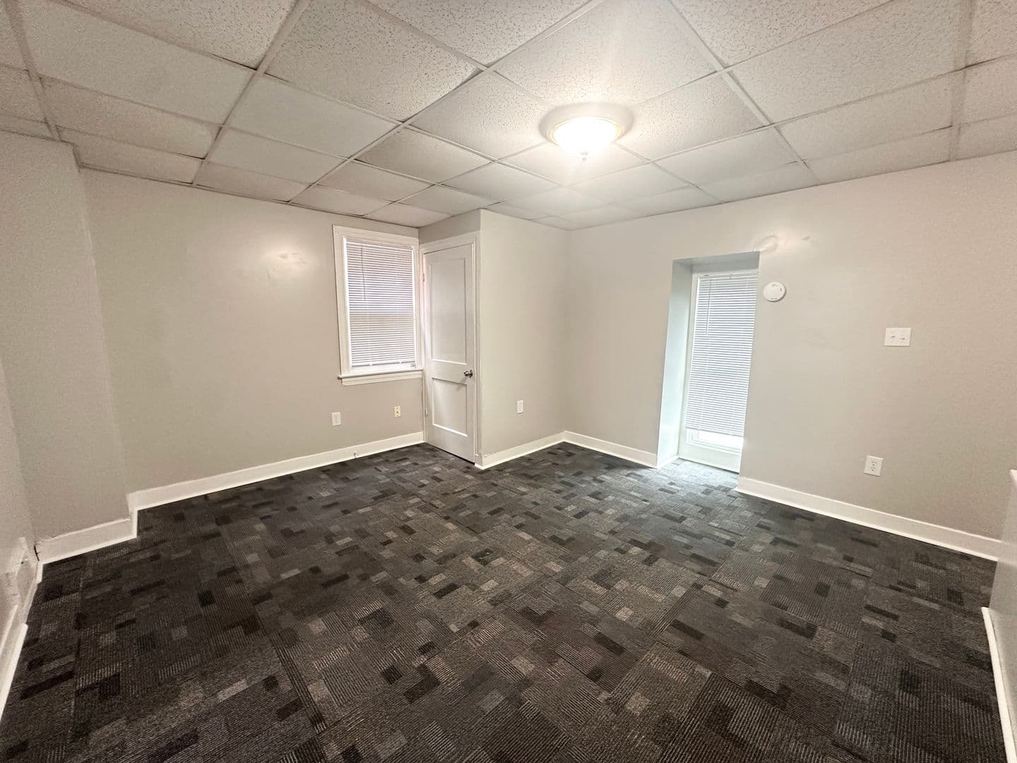York Apartment: 638 W Philadelphia Street