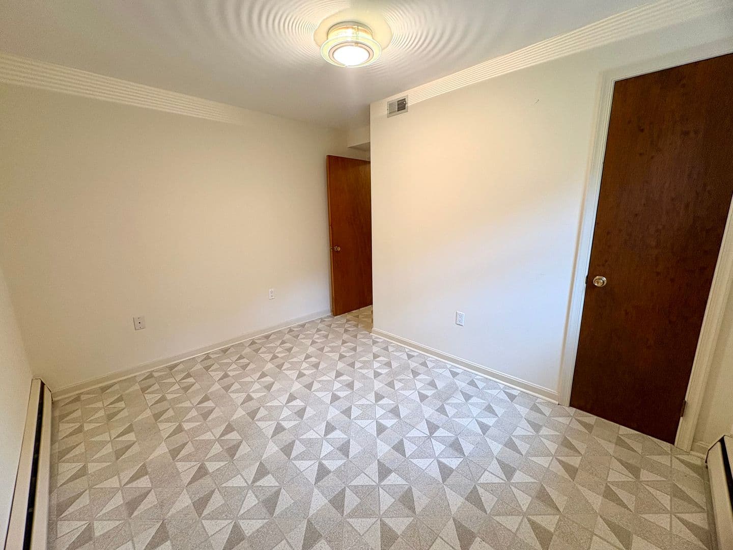 Harrisburg House: 5990 Timothy Road