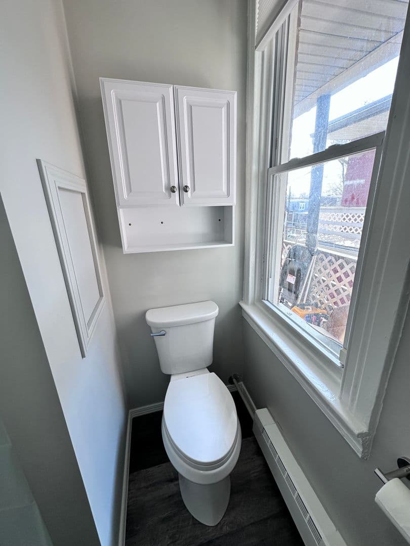 York Apartment: 312 W North Street