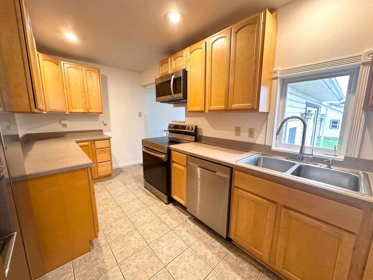 York House: 300 N Highland Ave