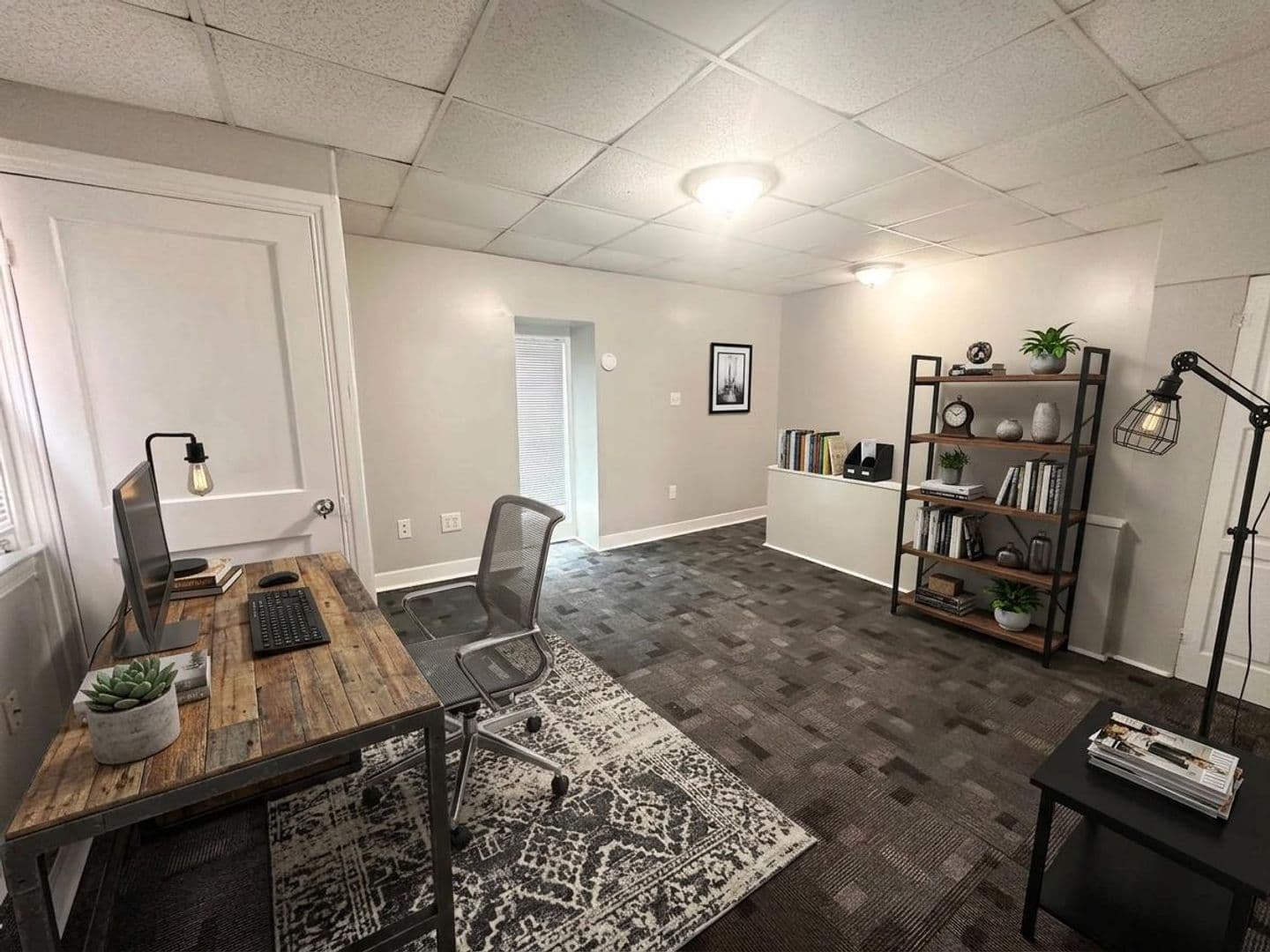 York Apartment: 638 W Philadelphia Street