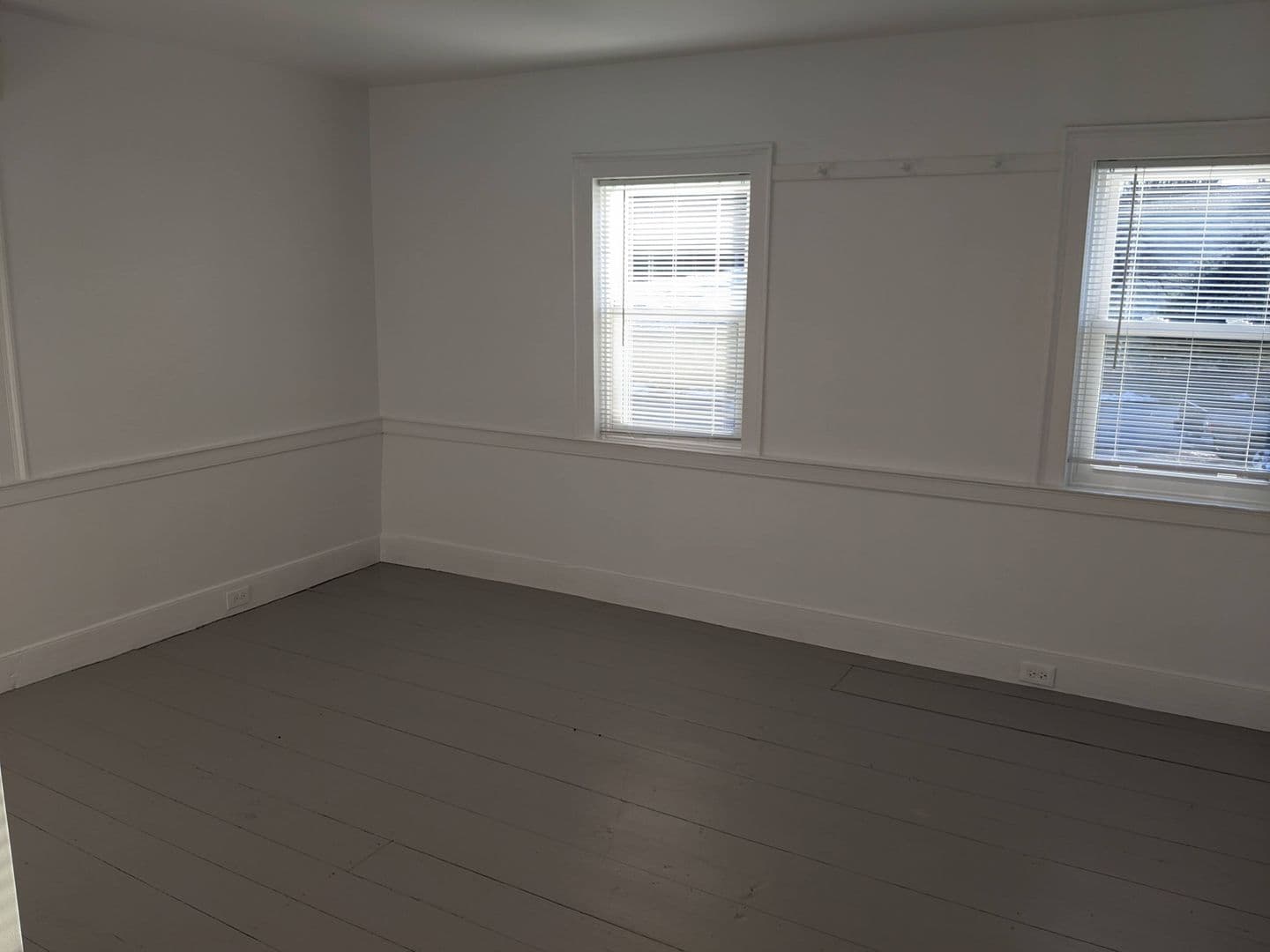 Elizabethtown House: 149 Hillsdale Rd