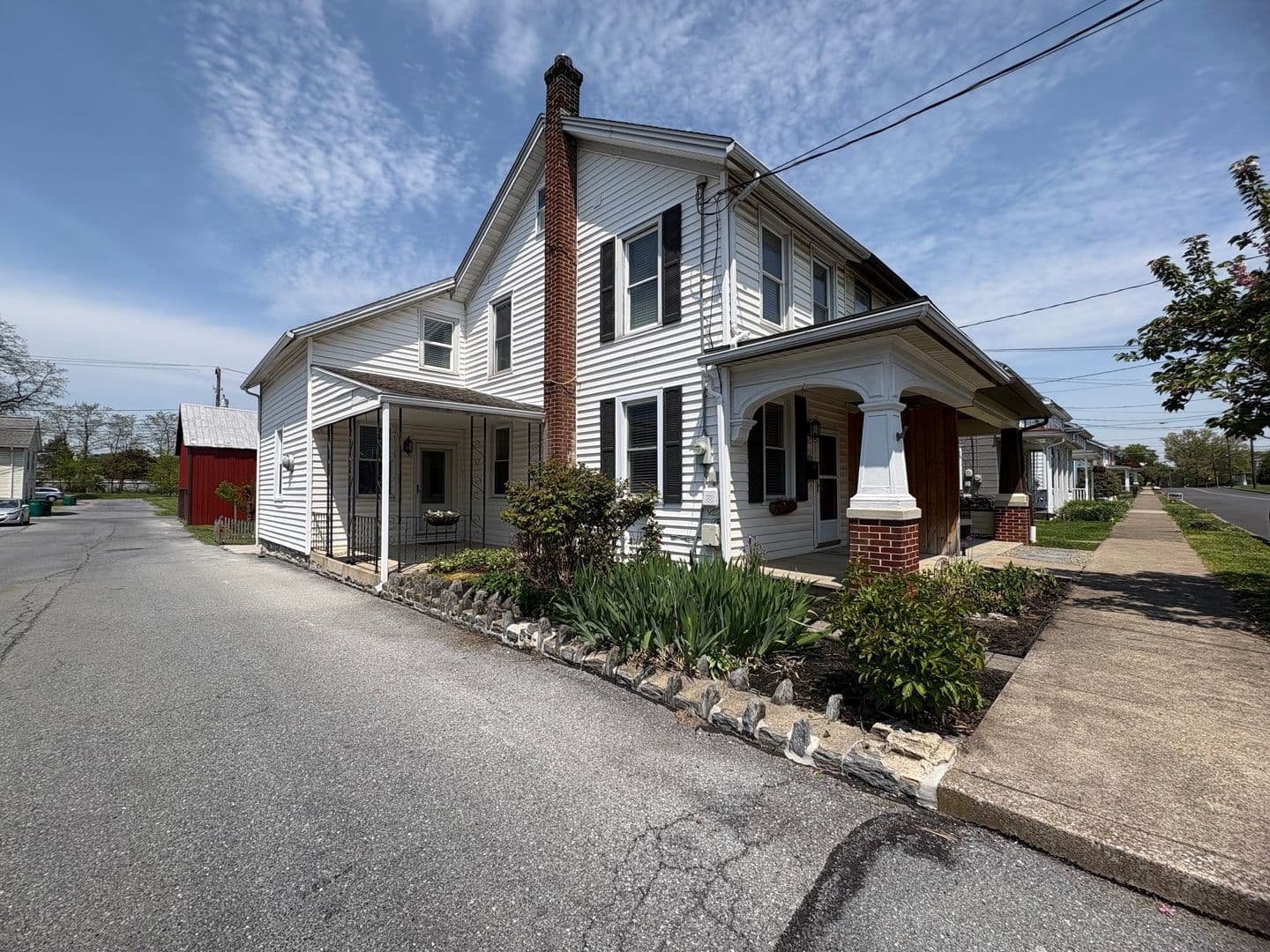 Hershey House: 345 E Derry Road