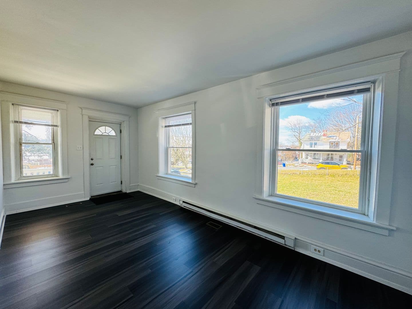 Harrisburg Apartment: 2710 Woodlawn St