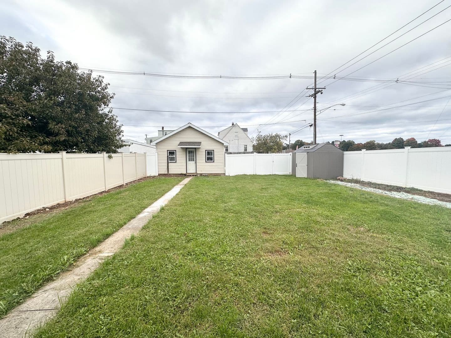 York House: 300 N Highland Ave