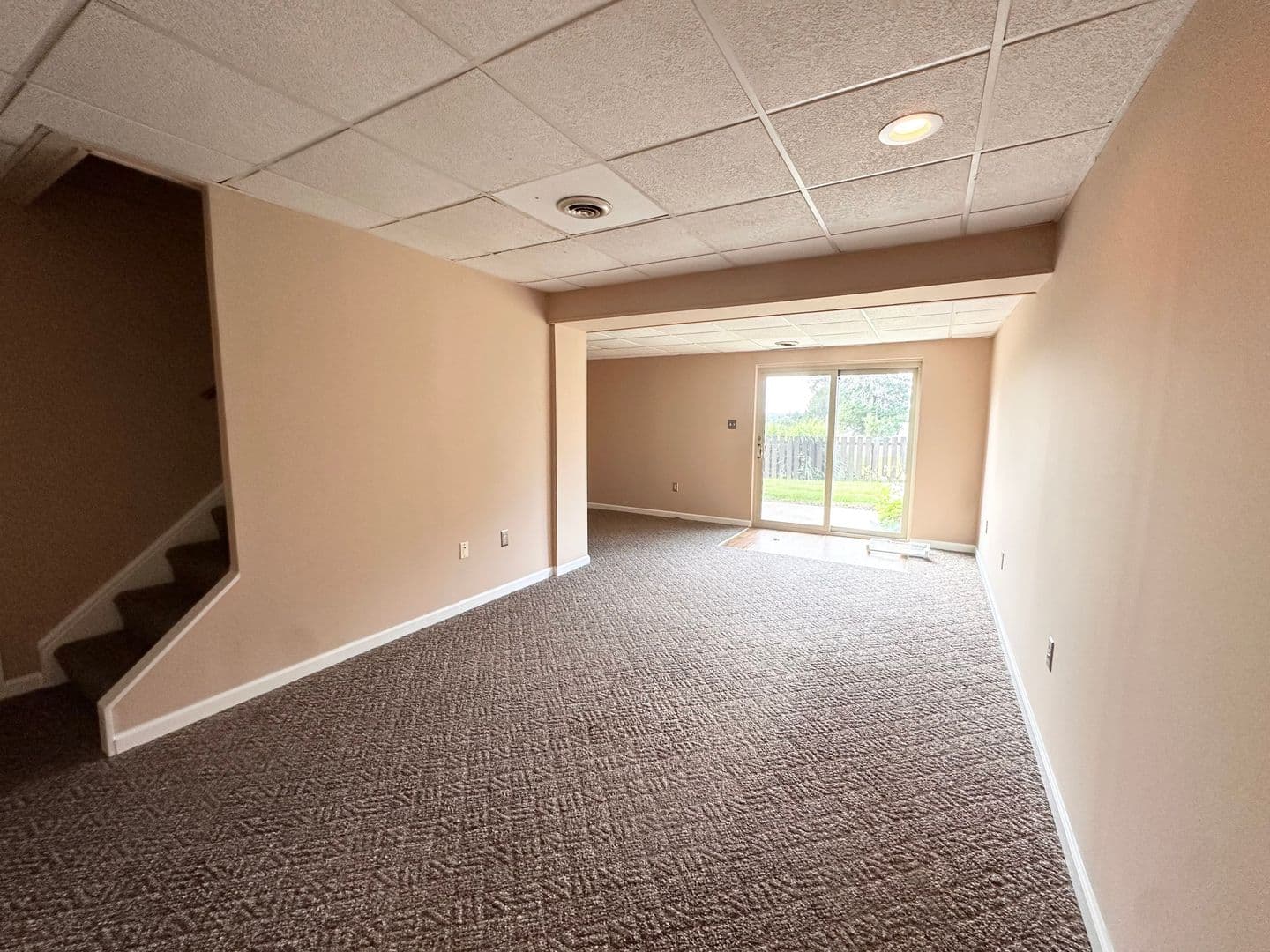 York House: 1114 Skyview Drive