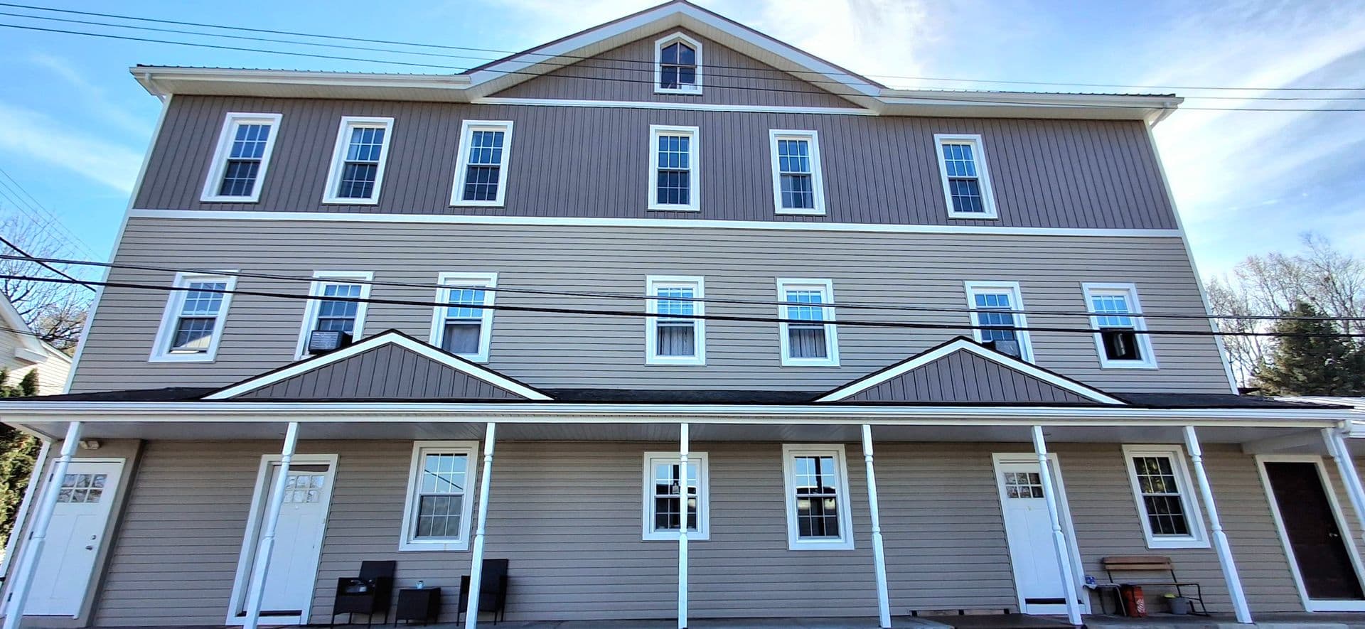Lebanon Apartment: 264 Rexmont Road