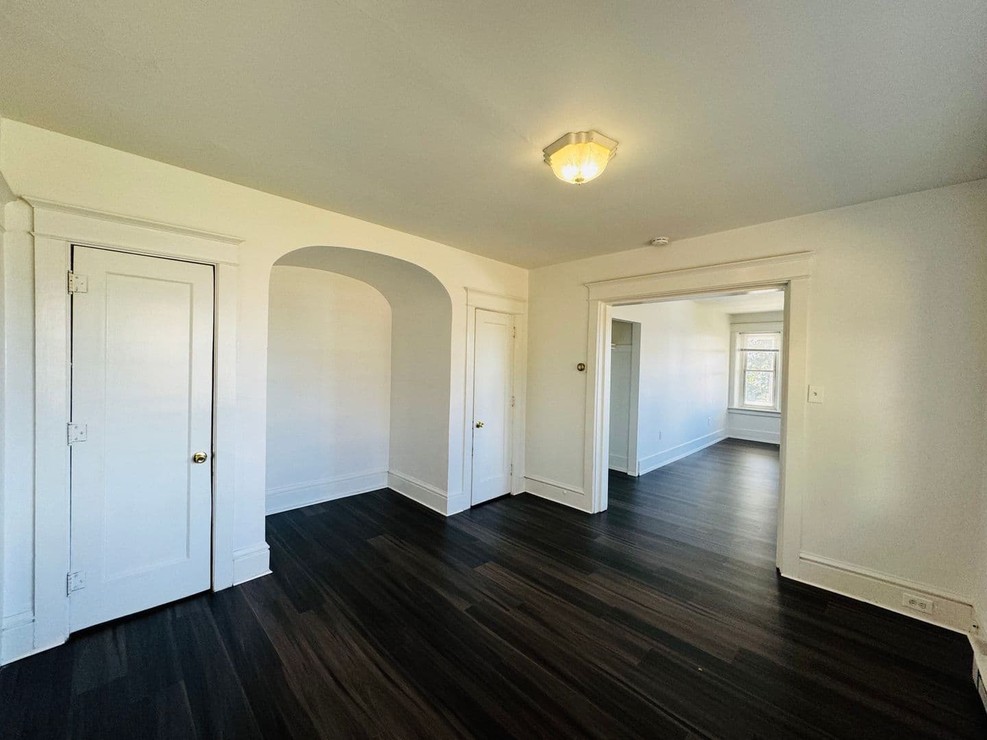 Harrisburg Apartment: 2710 Woodlawn St