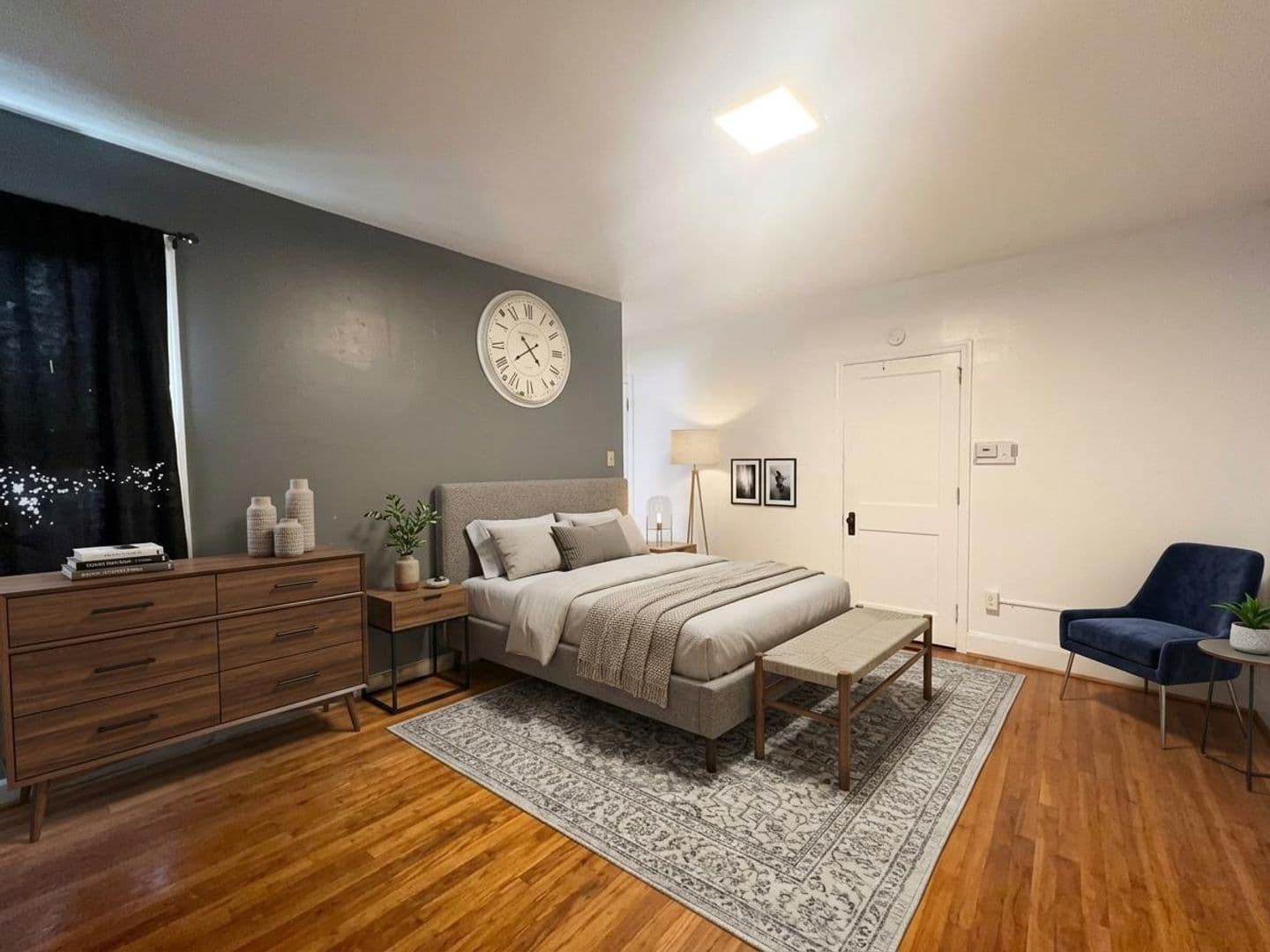 York Apartment: 611 Wallace St