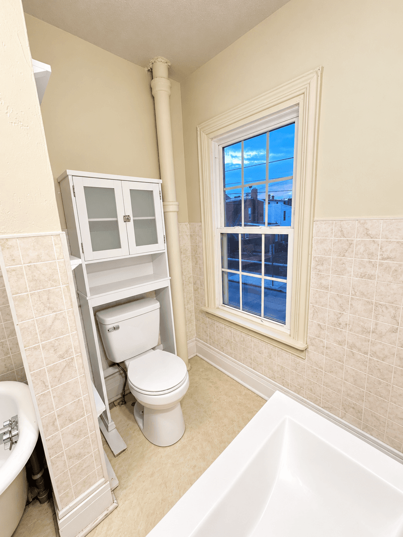 Lebanon House: 516 N 11th Street