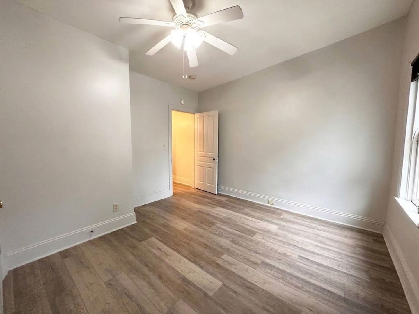 York House: 718 N Pershing Ave
