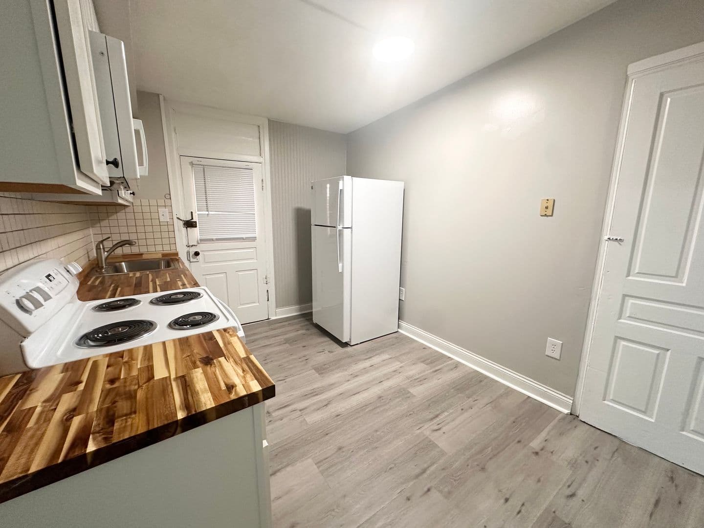 York Apartment: 638 W Philadelphia Street