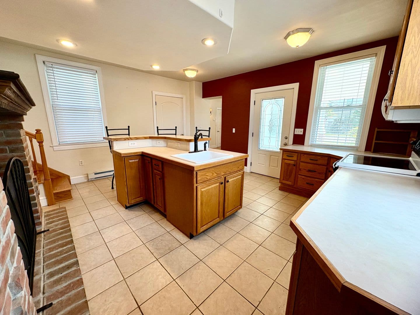 Hershey House: 345 E Derry Road