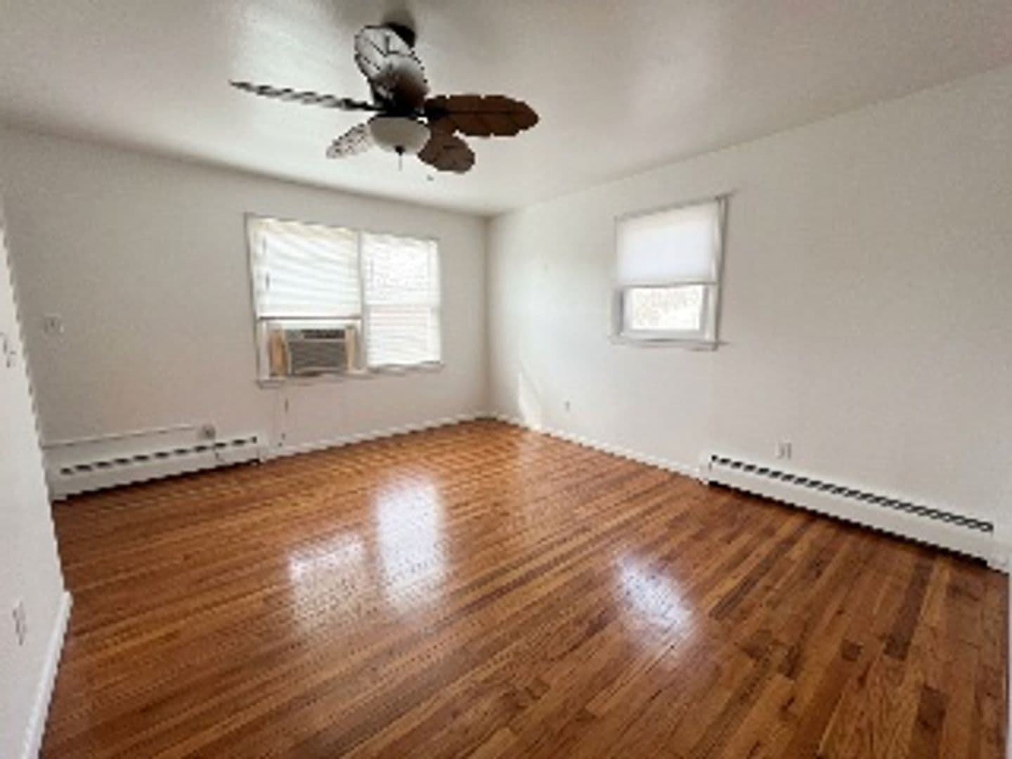 York Apartment: 611 Wallace St